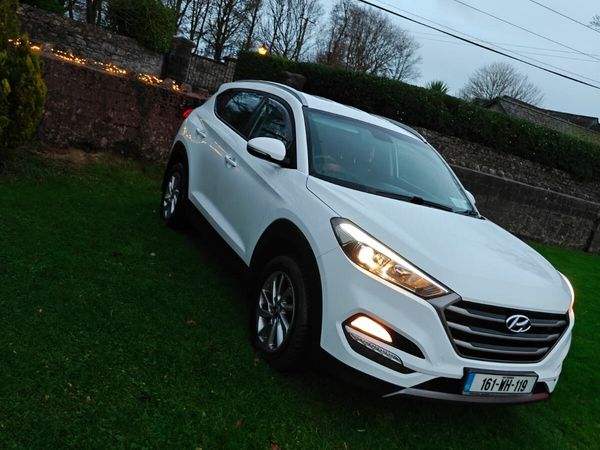 Hyundai Tucson SUV, Diesel, 2016, White