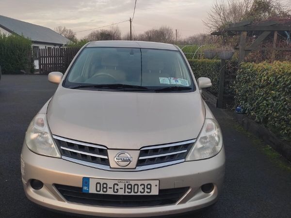 Nissan Pulsar Hatchback, Petrol, 2008, Gold