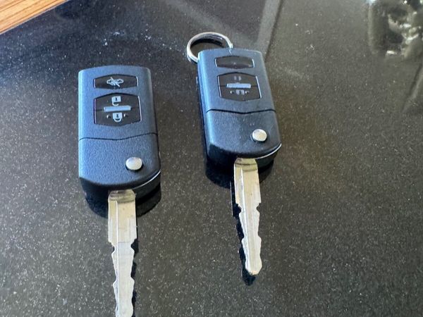 Mazda Mazda3 Hatchback, Diesel, 2012, Black