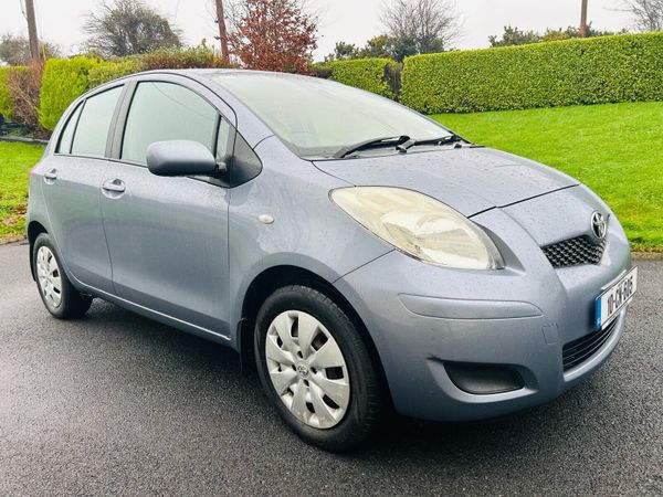 Toyota Yaris Hatchback, Petrol, 2010, Blue