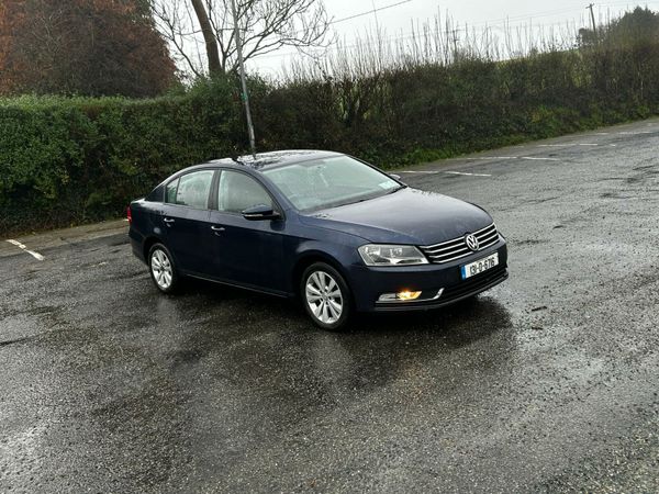 Volkswagen Passat Saloon, Diesel, 2013, Blue
