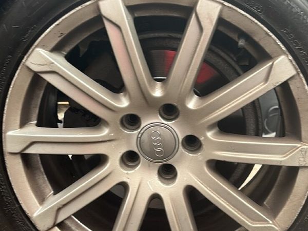 Audi A4 Estate, Diesel, 2010, Grey