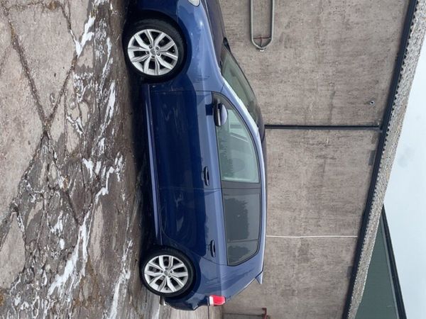 Volkswagen Golf Hatchback, Diesel, 2009, Blue