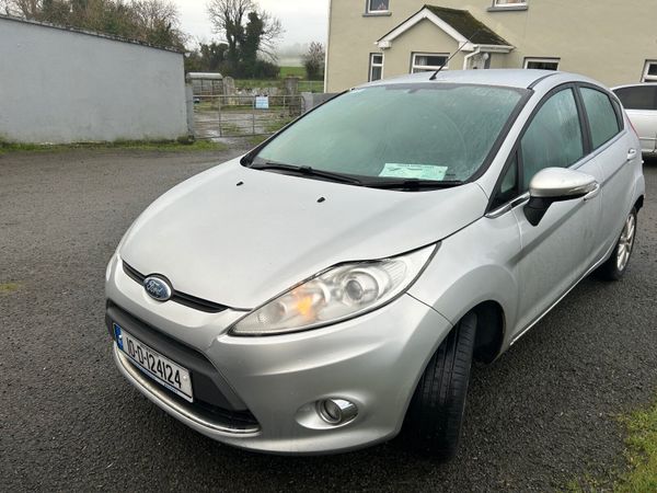 Ford Fiesta Hatchback, Diesel, 2010, Silver