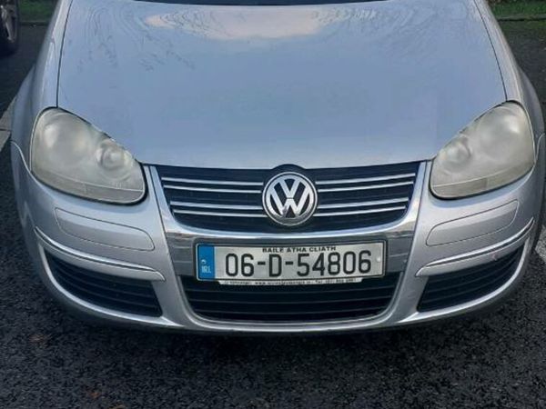 Volkswagen Jetta Saloon, Petrol, 2006, Silver