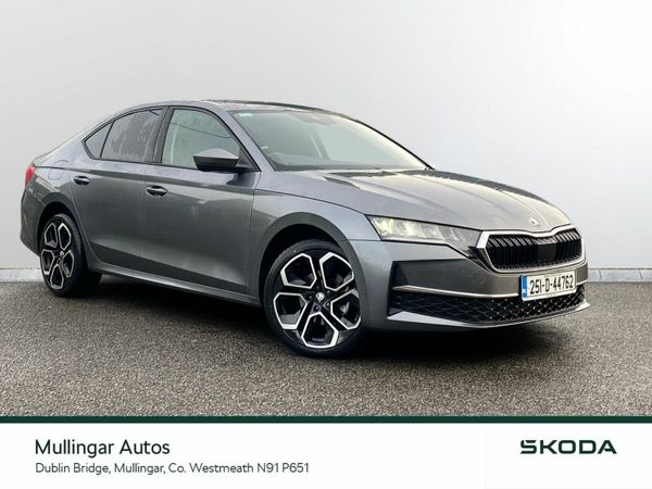 Skoda Octavia Saloon, Diesel, 2025, Grey