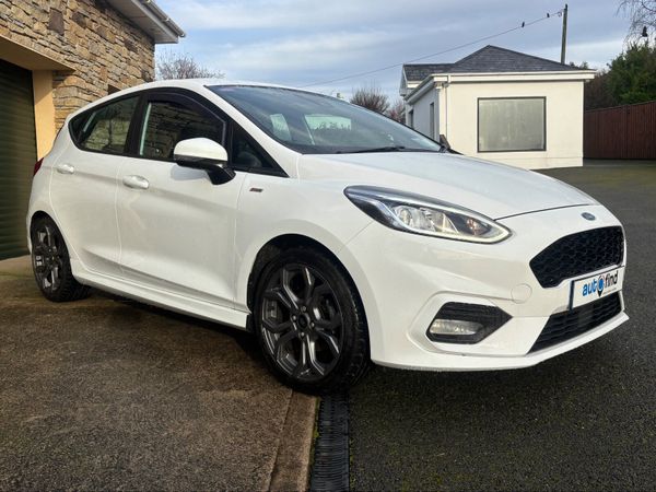 Ford Fiesta Hatchback, Petrol, 2018, White