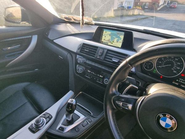 BMW 3-Series Saloon, Petrol Plug-in Hybrid, 2016, White