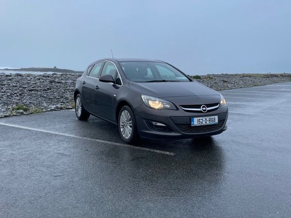 Opel Astra Hatchback, Diesel, 2015, Grey