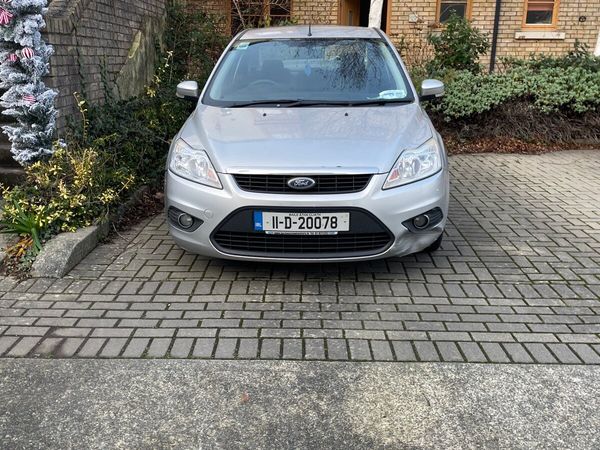 Ford Focus Saloon, Diesel, 2011, Silver