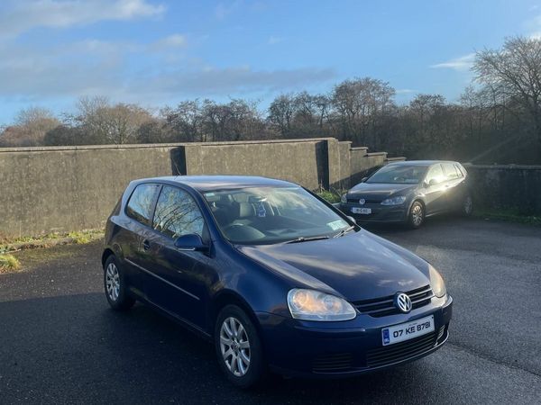 Volkswagen Golf Hatchback, Petrol, 2007, Blue