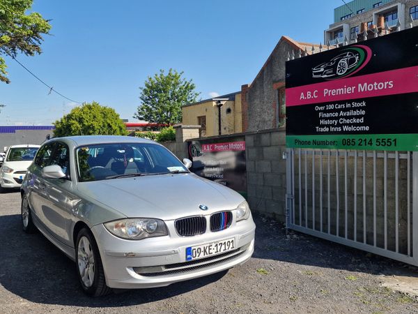 BMW 1-Series Hatchback, Diesel, 2009, Silver