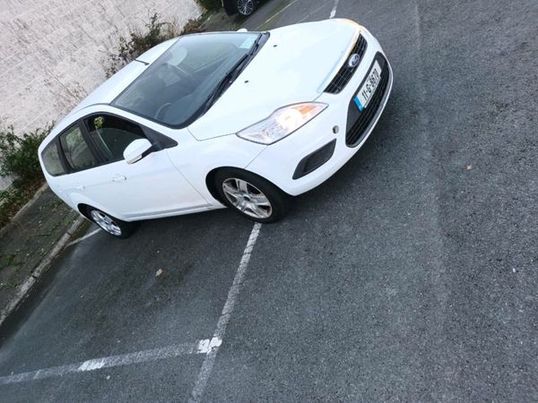 Ford Focus Estate, Diesel, 2011, White