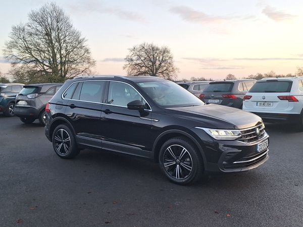 Volkswagen Tiguan SUV, Diesel, 2023, Black