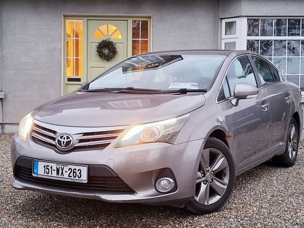 Toyota Avensis Saloon, Diesel, 2015, Bronze