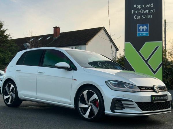 Volkswagen Golf Hatchback, Petrol, 2018, White