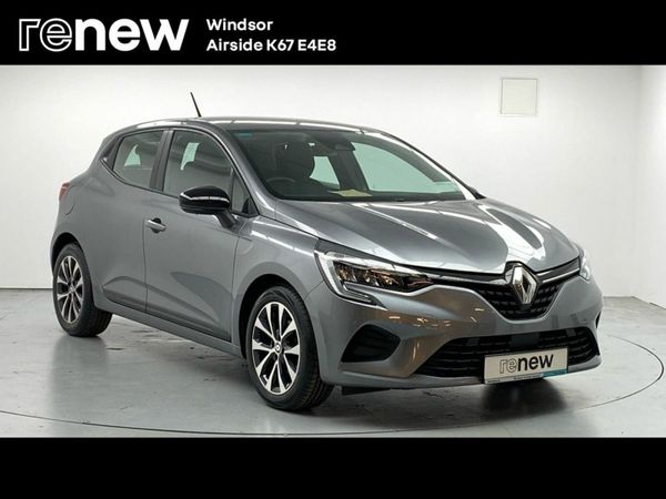 Renault Clio Hatchback, Petrol, 2023, Grey