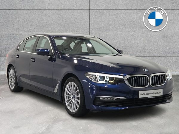 BMW 5-Series Saloon, Petrol Plug-in Hybrid, 2018, Blue
