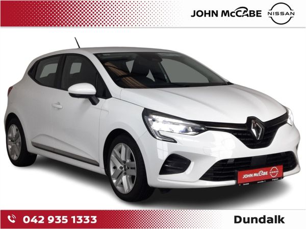 Renault Clio Hatchback, Petrol, 2021, White