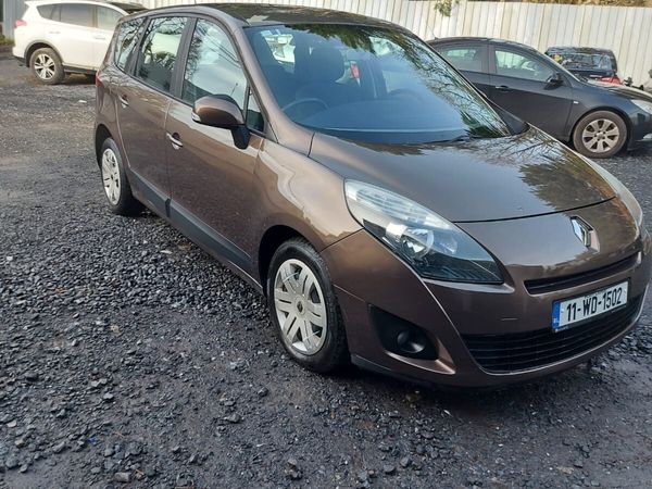Renault Grand Scenic MPV, Diesel, 2011, Bronze