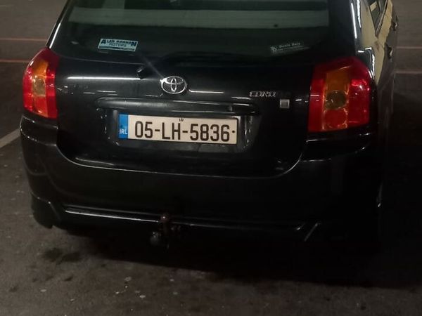 Toyota Corolla Hatchback, Petrol, 2005, Black