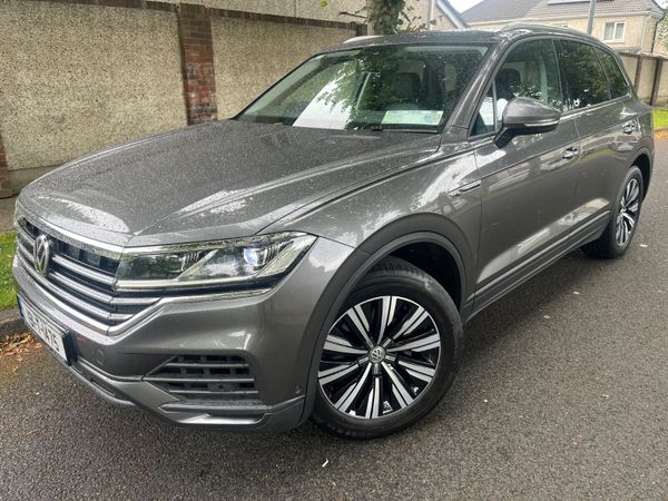 Volkswagen Touareg SUV, Diesel, 2019, Grey
