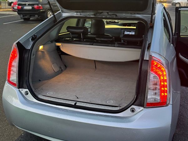 Toyota Prius Hatchback, Petrol Hybrid, 2014, Silver