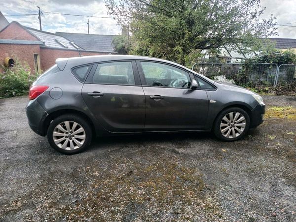 Opel Astra MPV, Diesel, 2012, Grey
