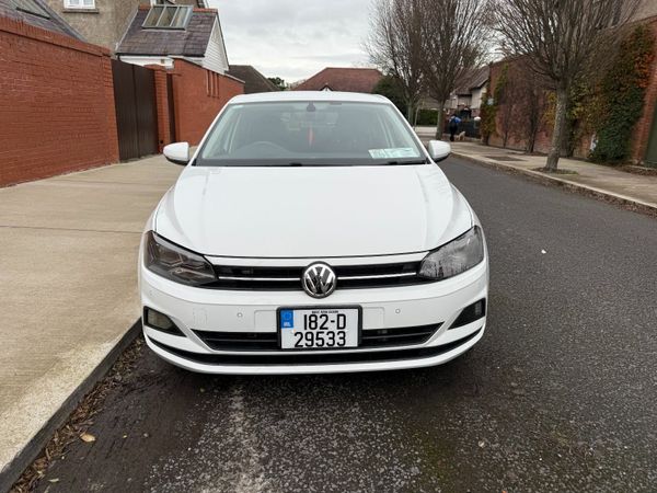 Volkswagen Polo Hatchback, Petrol, 2018, White