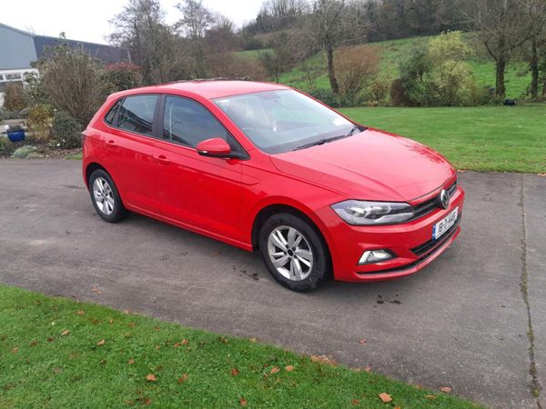 Volkswagen Polo Hatchback, Petrol, 2018, Red