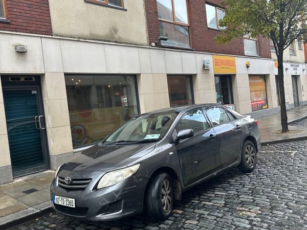 Toyota Corolla Saloon, Petrol, 2007, Grey