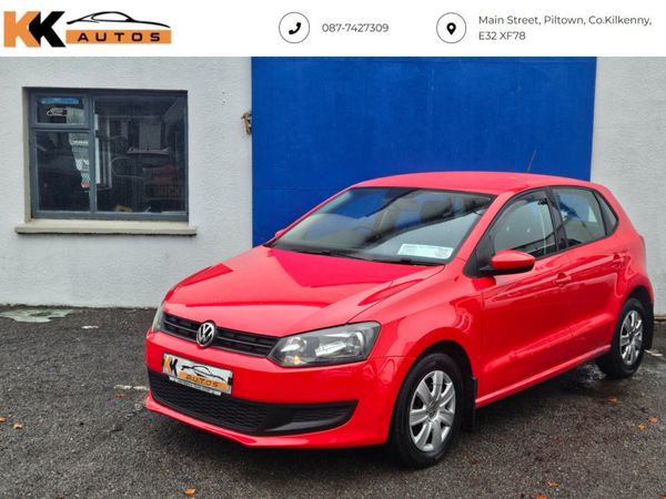 Volkswagen Polo Hatchback, Petrol, 2011, Red