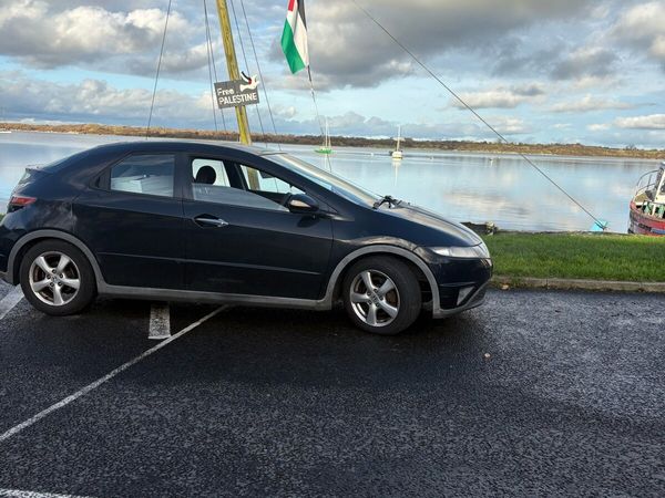 Volvo S40 Saloon, Diesel, 2010, Silver