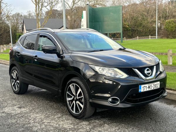 Nissan Qashqai SUV, Diesel, 2017, Black
