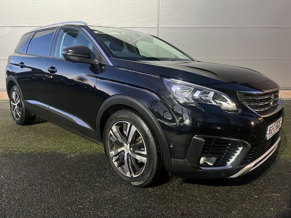 Peugeot 5008 MPV, Petrol, 2018, Black