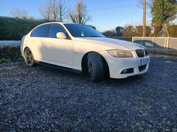 BMW 3-Series Saloon, Diesel, 2010, White