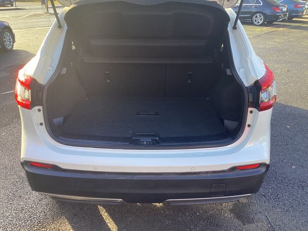 Hyundai i30 Hatchback, Petrol, 2016, Silver