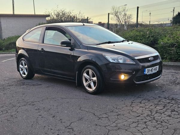 Ford Focus Hatchback, Petrol, 2008, Black
