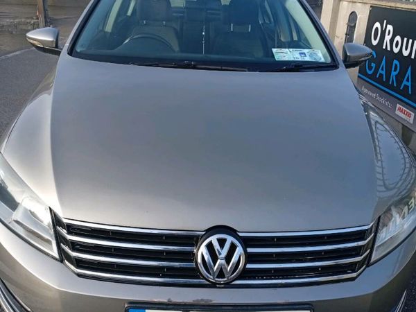 Volkswagen Passat Saloon, Diesel, 2013, Brown