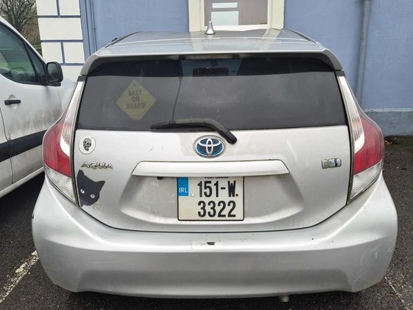 Toyota Aqua Hatchback, Petrol Hybrid, 2015, Silver