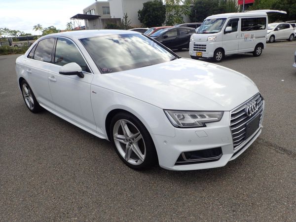 Audi A4 Saloon, Petrol, 2018, White