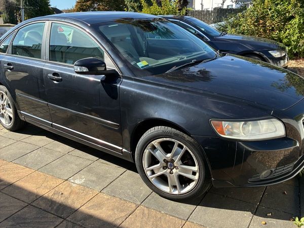 Volvo S40 Saloon, Diesel, 2008, Black