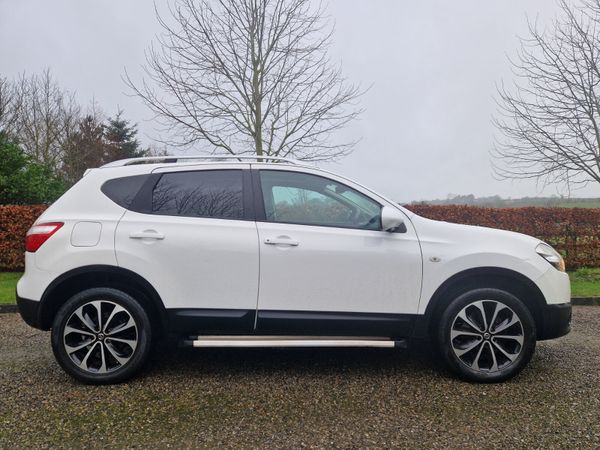 Nissan Qashqai Hatchback, Diesel, 2012, White