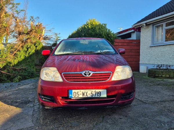 Toyota Corolla Saloon, Petrol, 2005, Red