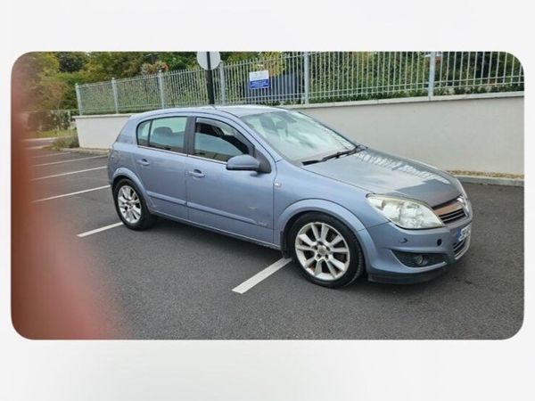 Vauxhall Astra Hatchback, Diesel, 2008, Silver