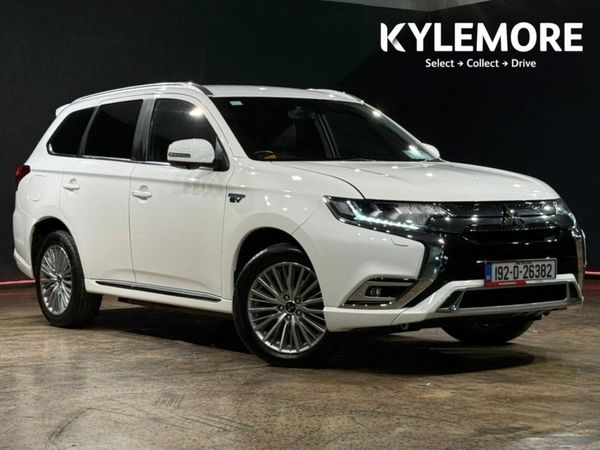 Mitsubishi Outlander SUV, Petrol Plug-in Hybrid, 2019, White