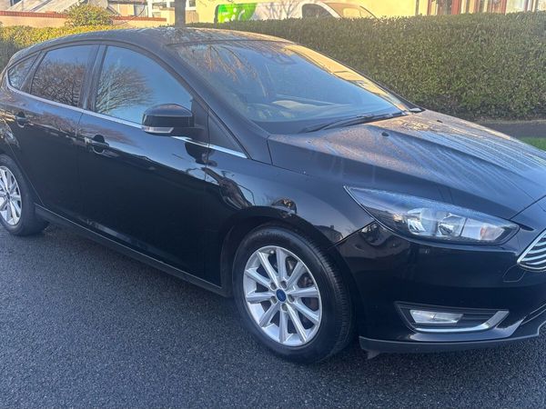Ford Focus Hatchback, Diesel, 2016, Black