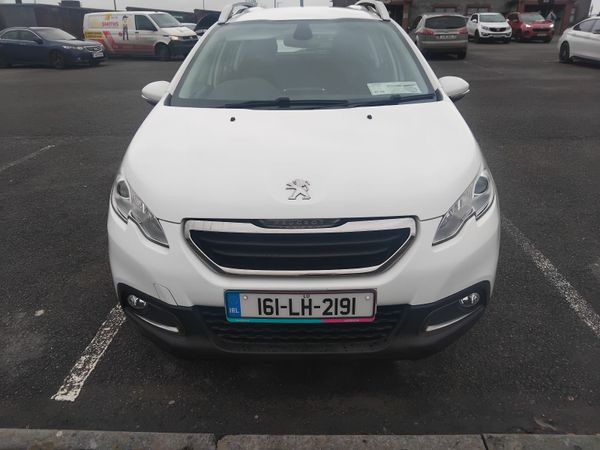 Peugeot 2008 SUV, Petrol, 2016, White