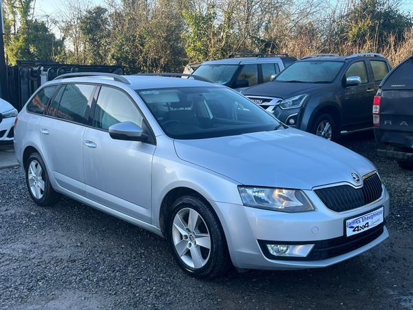 Skoda Octavia Estate, Diesel, 2015, Silver