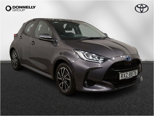Toyota Yaris Hatchback, Petrol Hybrid, 2022, Grey